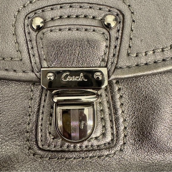 Coach Poppy Metallic Silver Leather Shoulder/Crossbody Bag with Silver Hardware - Picture 9 of 16